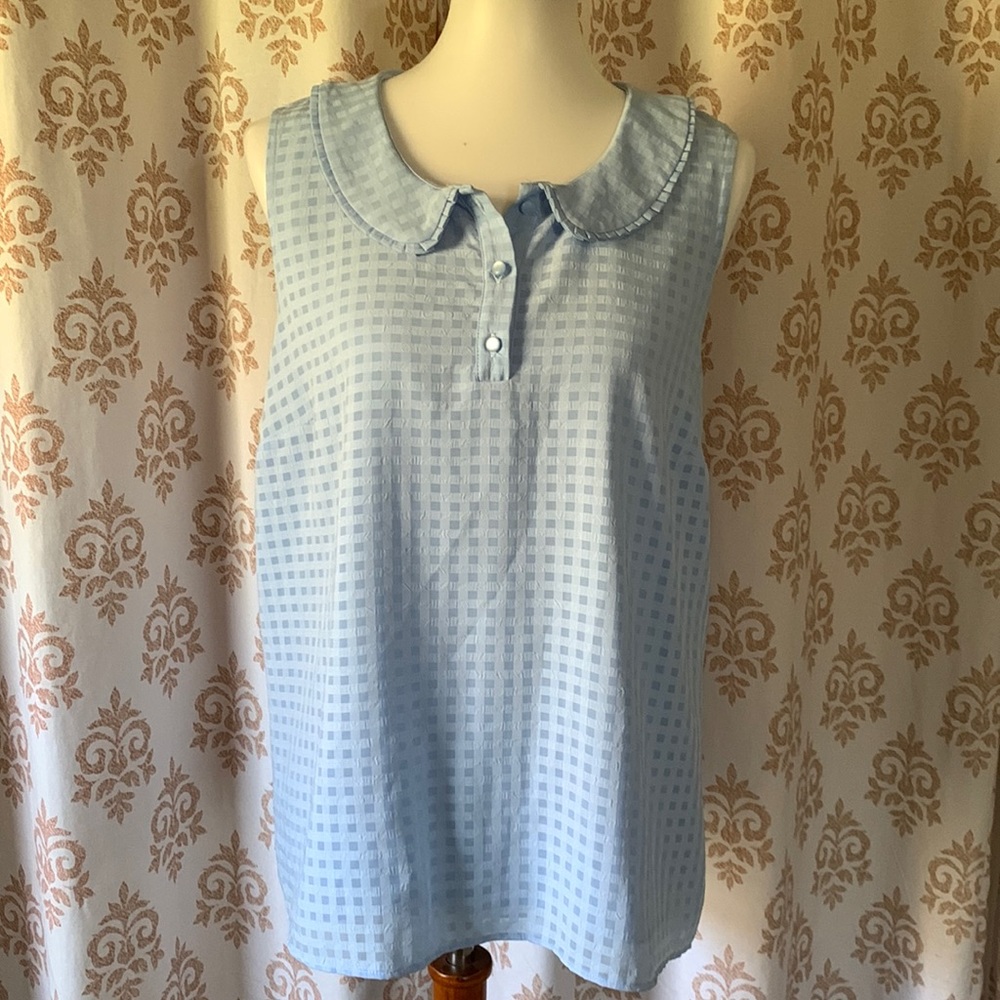 ELLE light blue sleeveless top L